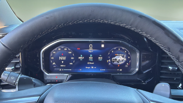 Used 2026 Chevrolet Silverado 1500 LT Trail Boss w/ LPO, Dark Essentials Package AWD/4WD image 16