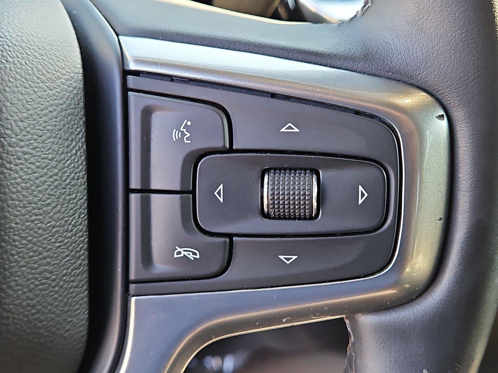 Used 2024 Chevrolet Silverado 1500 LT AWD/4WD image 23