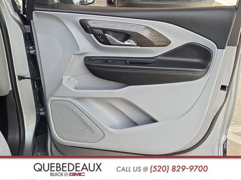 Used 2024 GMC Terrain SLE FWD image 28