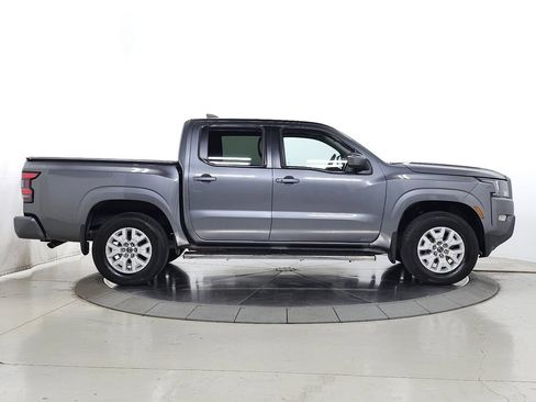 Used 2023 Nissan Frontier SV w/ SV Convenience Package AWD/4WD image 11