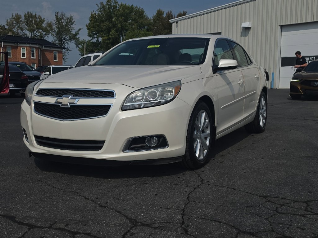 Used 2013 Chevrolet Malibu LT FWD image 3