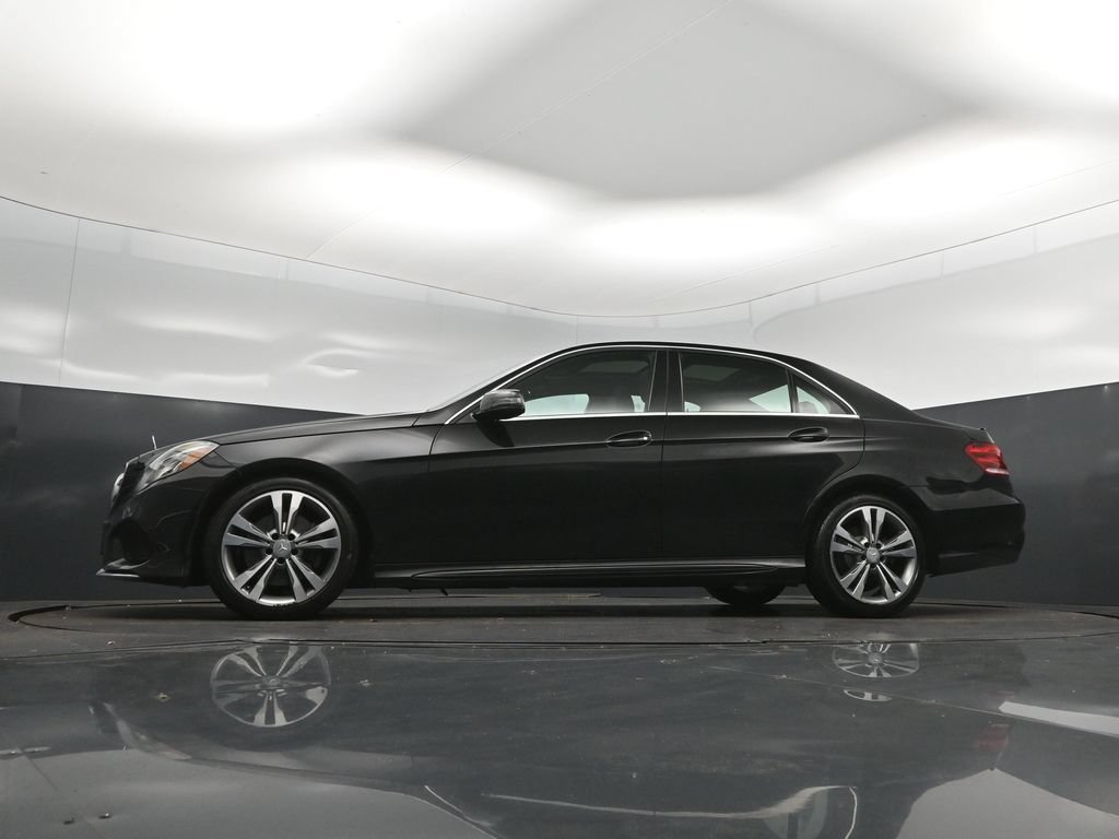 Used 2016 Mercedes-Benz E 350 4MATIC Sedan image 39