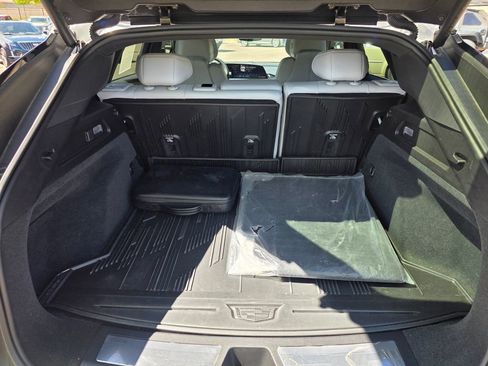 Certified 2024 Cadillac Lyriq Luxury w/ LPO, Floor Liner Package image 19