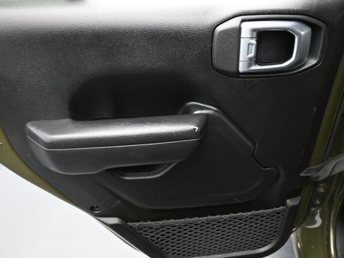 Certified 2024 Jeep Wrangler Sport S image 12