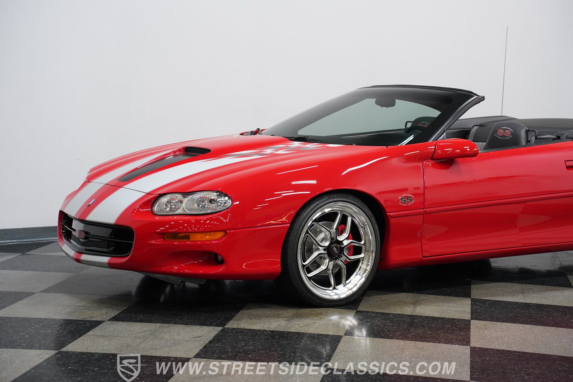 Used 2002 Chevrolet Camaro Z28 w/ SS Performance/Appearance Pkg RWD image 18