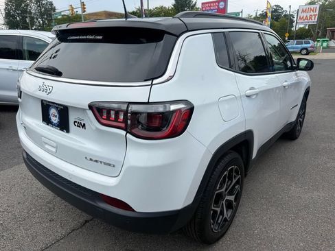Used 2025 Jeep Compass Limited AWD/4WD image 5
