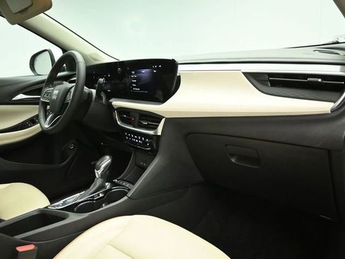 Used 2024 Buick Encore GX Avenir w/ Avenir Convenience Package image 27