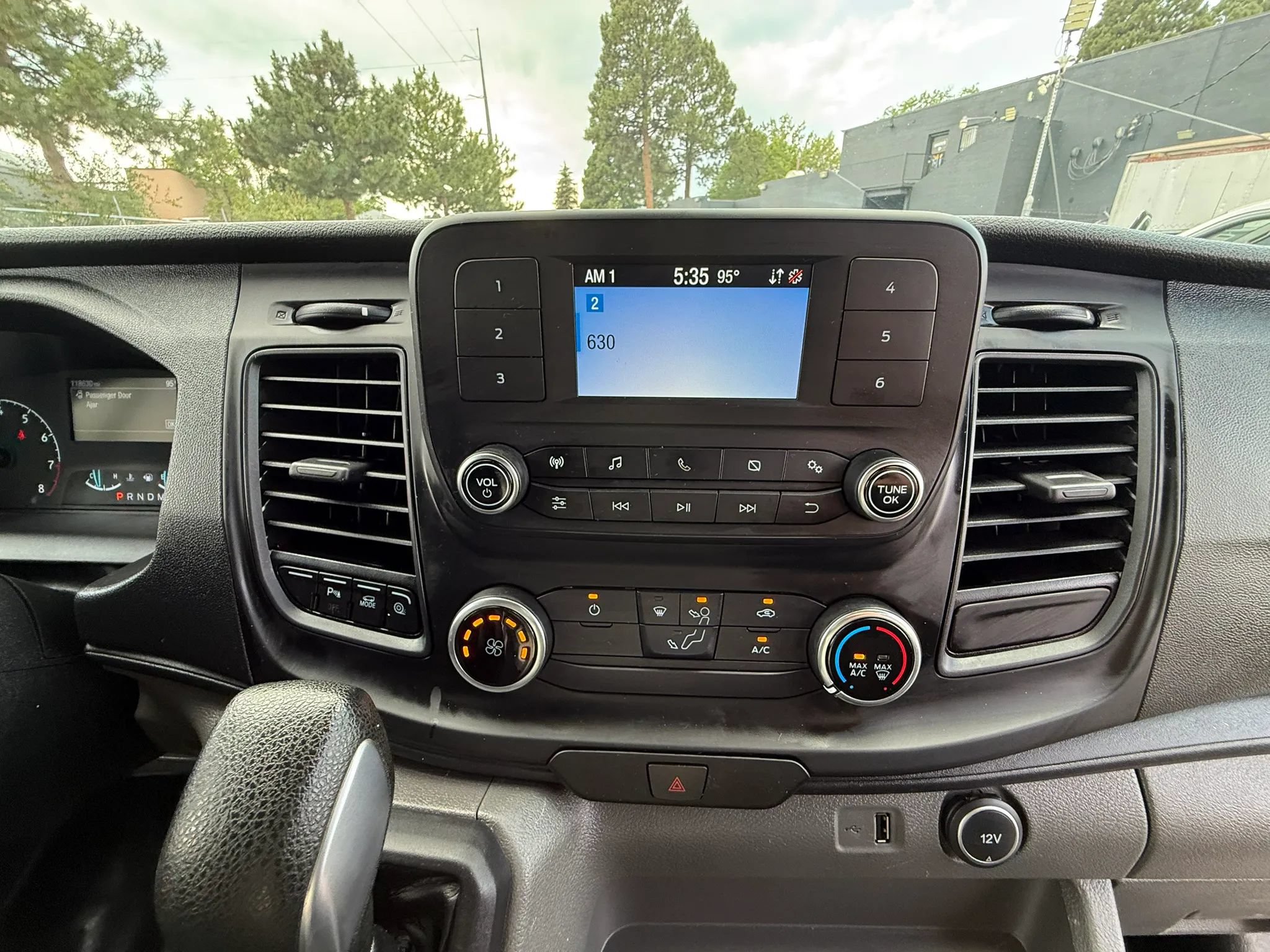 Used 2023 Ford Transit 250 148 High Roof RWD image 34