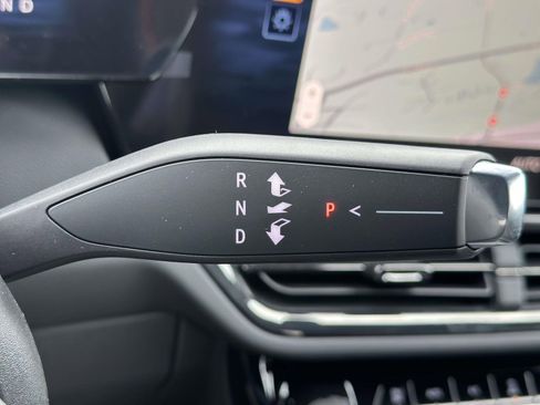 New 2026 Chevrolet Equinox EV RS image 17