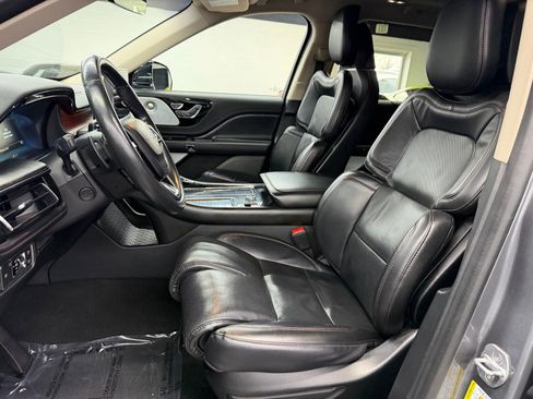 Used 2022 Lincoln Aviator Reserve w/ Equipment Group 201A image 20