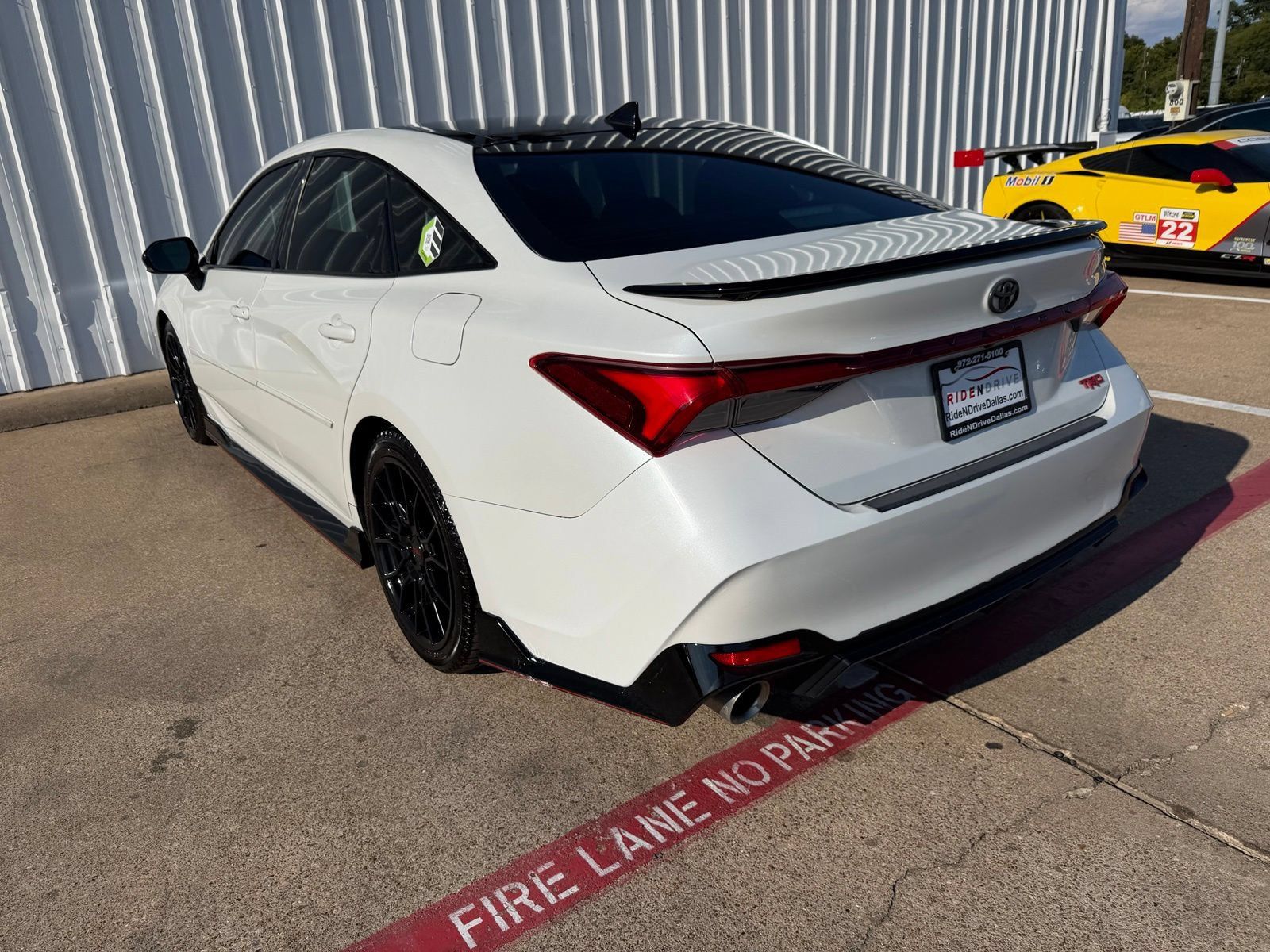 Used 2021 Toyota Avalon TRD FWD image 4