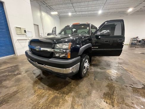 Used 2004 Chevrolet Silverado 3500 4x4 Extended Cab w/ Skid Plate Package image 12