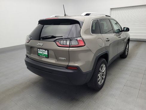 Used 2019 Jeep Cherokee Latitude Plus w/ Cold Weather Group image 9
