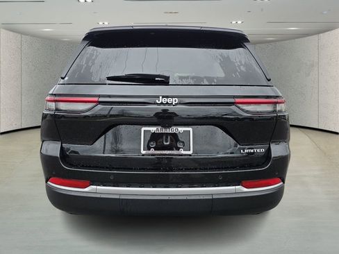 New 2026 Jeep Grand Cherokee Limited RWD image 5