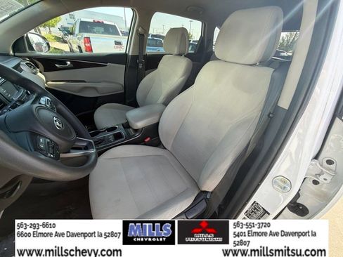 Used 2016 Kia Sorento AWD image 10