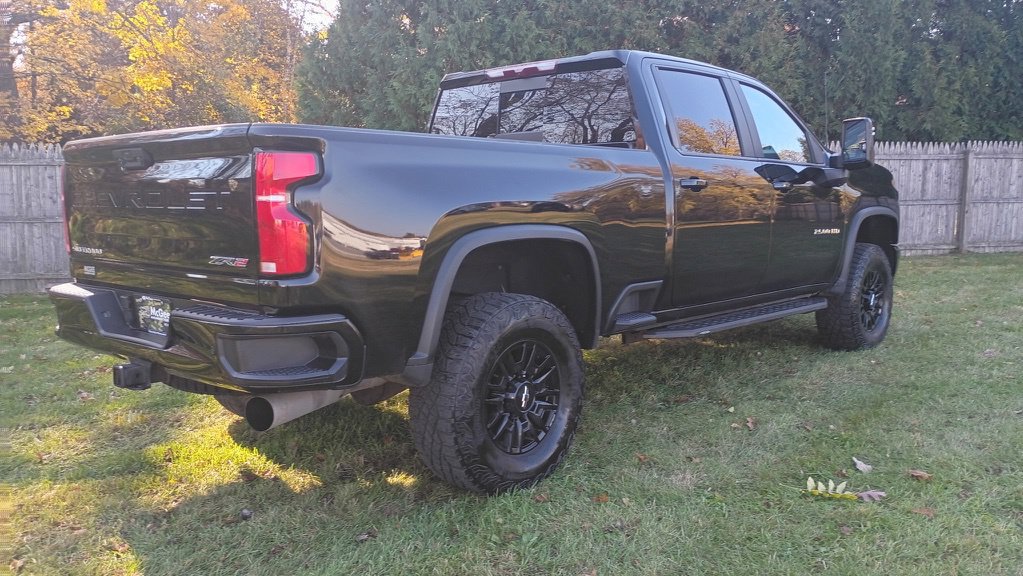 Used 2024 Chevrolet Silverado 2500 ZR2 AWD/4WD image 7