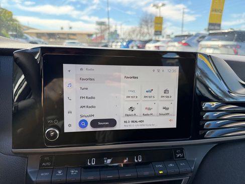 Used 2025 Toyota Camry LE image 20