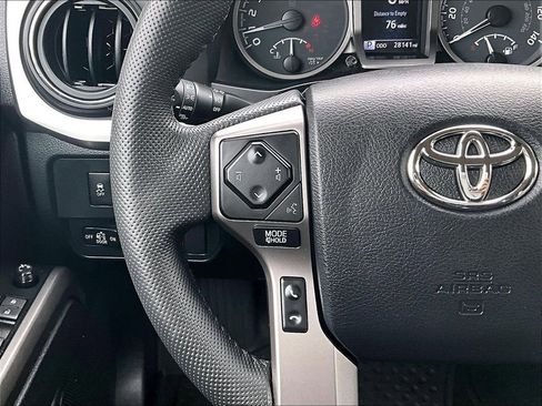Certified 2023 Toyota Tacoma SR5 AWD/4WD image 22