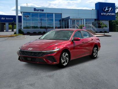 New 2025 Hyundai Elantra SEL