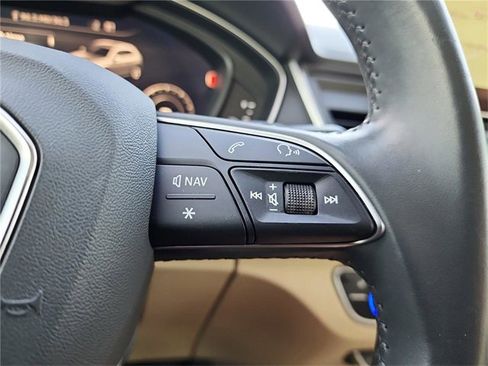 Used 2020 Audi Q5 2.0T Premium Plus w/ Premium Plus Package image 15