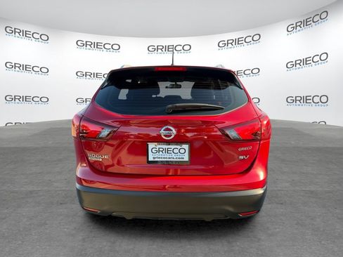 Used 2018 Nissan Rogue Sport SV w/ SV Technology Package FWD image 14