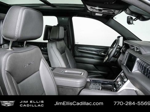 Used 2023 GMC Yukon XL Denali w/ Denali Reserve Package image 46