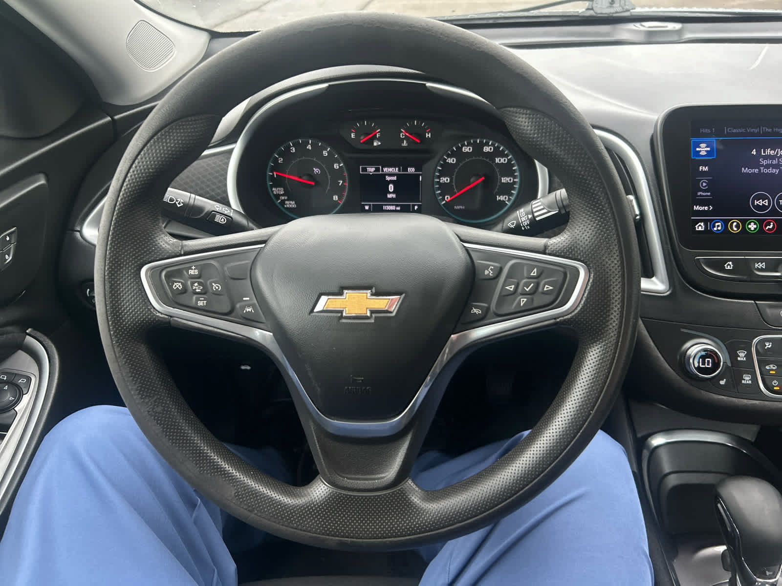 Used 2023 Chevrolet Malibu LT FWD image 15