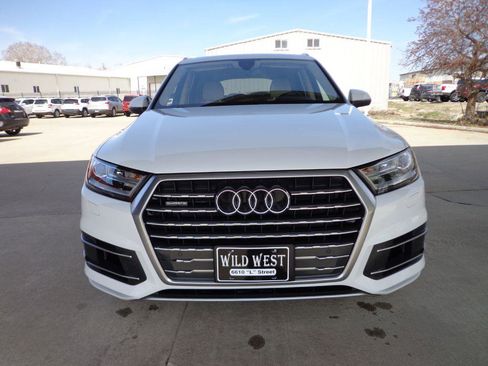 Used 2018 Audi Q7 3.0T Premium Plus w/ Premium Plus Package image 2