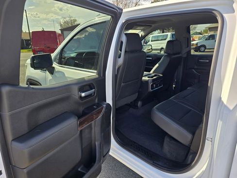 Used 2019 GMC Sierra 1500 SLT w/ SLT Convenience Package AWD/4WD image 15