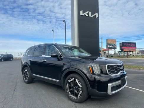 Certified 2024 Kia Telluride S w/ S Sunroof Package image 1