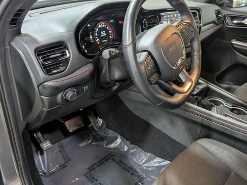 Used 2025 Dodge Durango GT RWD image 14
