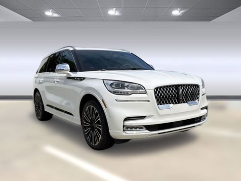 Used 2020 Lincoln Aviator Black Label w/ Dynamic Handling Package AWD/4WD image 6