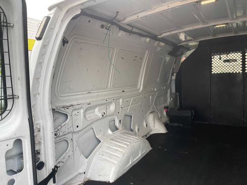 Used 2013 Ford E-150 and Econoline 150 image 11