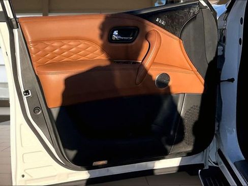 Used 2024 INFINITI QX80 Sensory w/ Cargo Package image 23