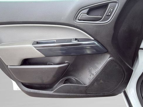 Used 2017 Chevrolet Colorado W/T image 16