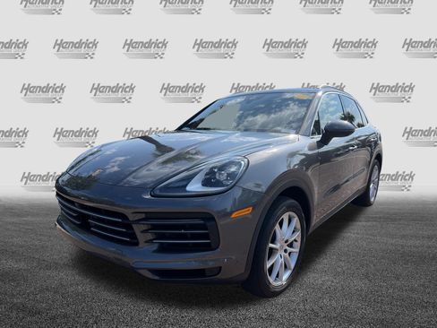 Used 2022 Porsche Cayenne AWD/4WD image 5
