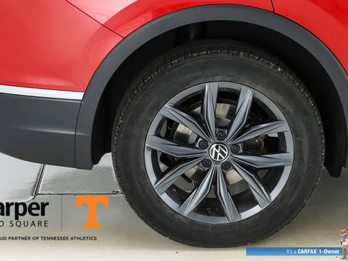 Used 2023 Volkswagen Tiguan SE AWD/4WD image 50