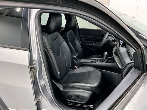 Used 2023 Jeep Compass High Altitude w/ Driver Assist Group I AWD/4WD image 9