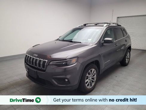 Used 2019 Jeep Cherokee Latitude Plus w/ Comfort/Convenience Group FWD image 1