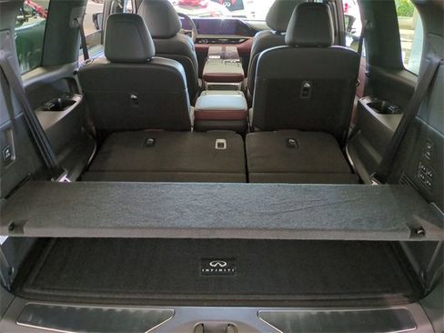 New 2026 INFINITI QX80 Autograph w/ Premium Cargo Package image 11