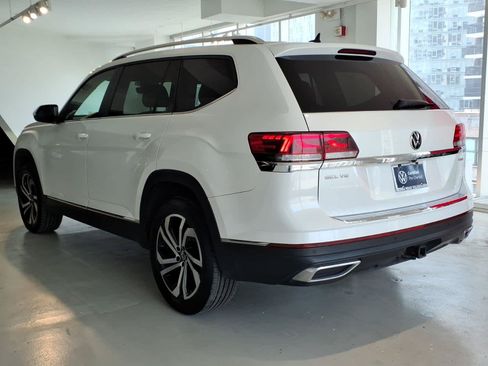 Used 2023 Volkswagen Atlas SEL AWD/4WD image 6