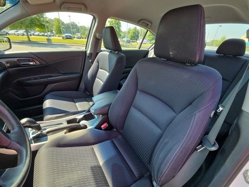 Used 2014 Honda Accord Sport image 25