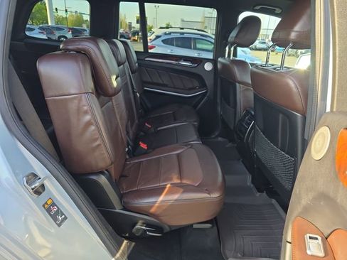 Used 2014 Mercedes-Benz GL 350 BlueTEC 4MATIC image 10