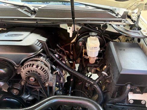 Used 2013 GMC Yukon Denali AWD/4WD image 36