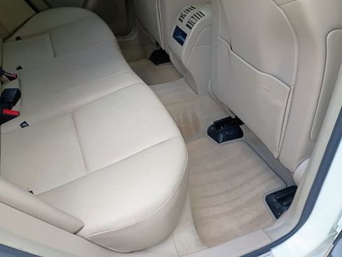 Used 2010 Mercedes-Benz GLK 350 2WD image 58