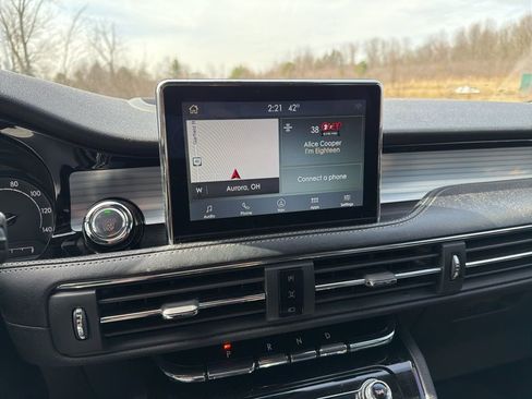 Used 2020 Lincoln Corsair FWD w/ Equipment Group 101A image 12