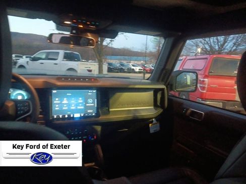 New 2025 Ford Bronco Badlands image 25