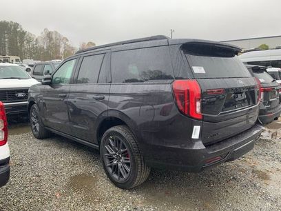 New 2025 Ford Expedition Platinum w/ Stealth Performance Package