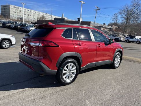 Certified 2023 Toyota Corolla Cross LE image 8