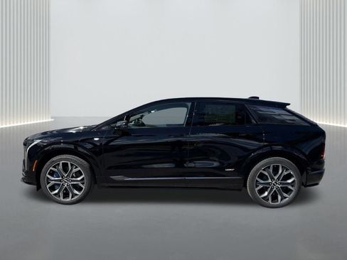 New 2026 Cadillac Optiq V image 8